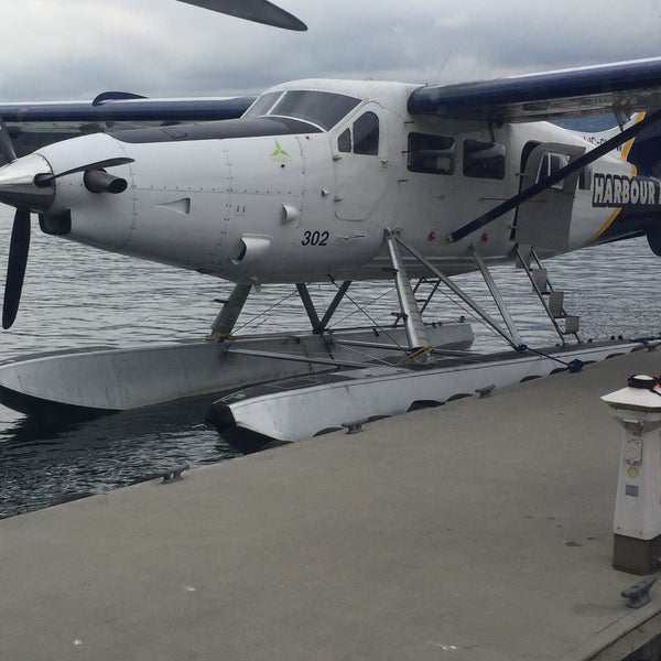 Photo taken at Harbour Air / Westcoast Air by Bonnie W. on 9/25/2017