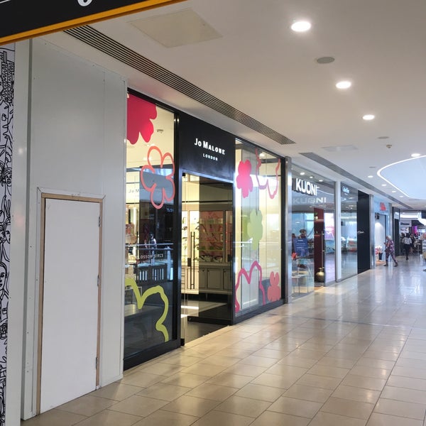 Perfume best sale shop lakeside