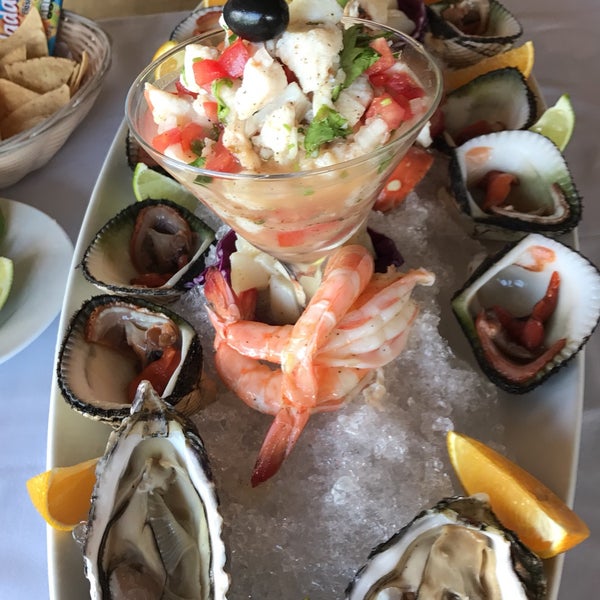 4/16/2017 tarihinde Vairy V.ziyaretçi tarafından Mocambo Mexican Seafood &amp; Lobster'de çekilen fotoğraf