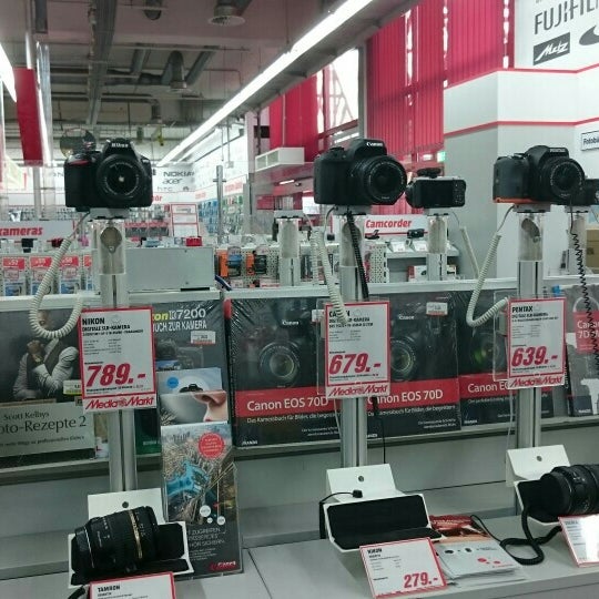 4/23/2016 tarihinde Can K.ziyaretçi tarafından MediaMarkt'de çekilen fotoğraf