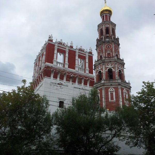 Подворье новодевичьего монастыря. Подворье новодевичьего монастыря