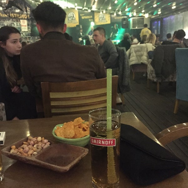 Photo taken at Big Yellow Taxi Benzin by 𝓑𝓾𝓴𝓮𝓽 𝓑𝓮ş𝓲𝓴𝓽𝓪ş🍇 on 1/20/2018