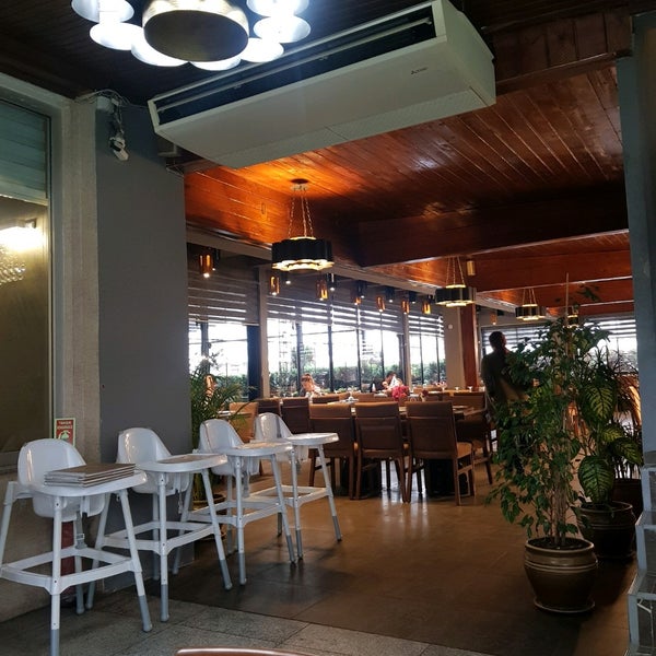 Foto tirada no(a) Aktaşlar Pide Restaurant por Uğur C. em 1/13/2020