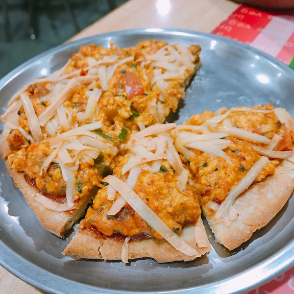 Снимок сделан в Branto Indian Vegetarian Restaurant пользователем Jade F. 11/26/2017