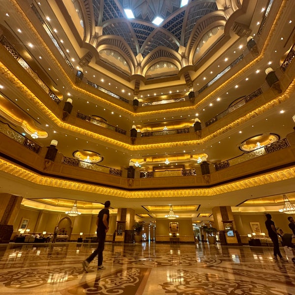Photo prise au Emirates Palace Hotel par Eloi G. le5/15/2024