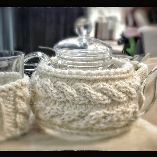 Теплый свитер на чайник и чашку