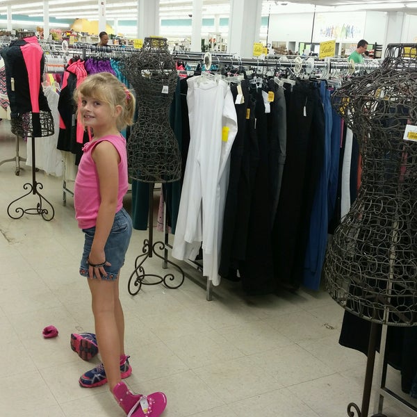 Wall's Bargain Center Vintage and Thrift Store