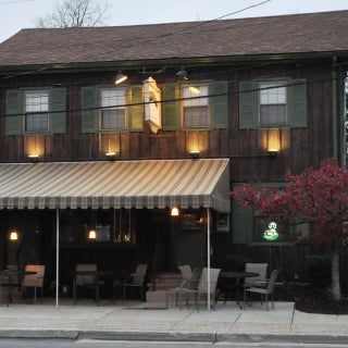 Foto tirada no(a) Mammoser&#39;s Tavern &amp; Restaurant por Mammoser&#39;s Tavern &amp; Restaurant em 12/15/2014