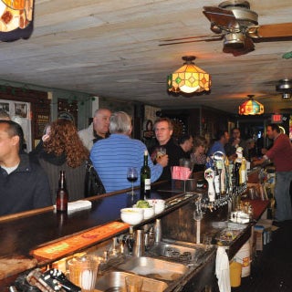 Foto tomada en Mammoser&#39;s Tavern &amp; Restaurant  por Mammoser&#39;s Tavern &amp; Restaurant el 12/15/2014