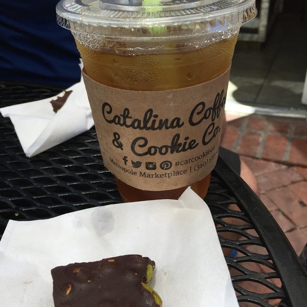 6/16/2016 tarihinde Antoinette M.ziyaretçi tarafından Catalina Coffee &amp; Cookie Co.'de çekilen fotoğraf