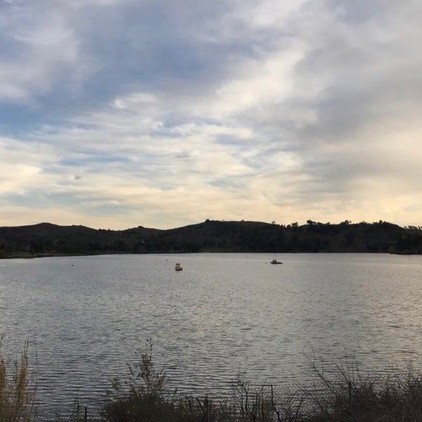 Photos at Puddingstone Lake 4 tips from 493 visitors