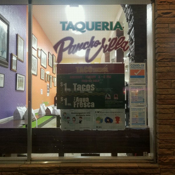 Foto tirada no(a) Pancho Villa Taqueria por Liz H. em 2/13/2021