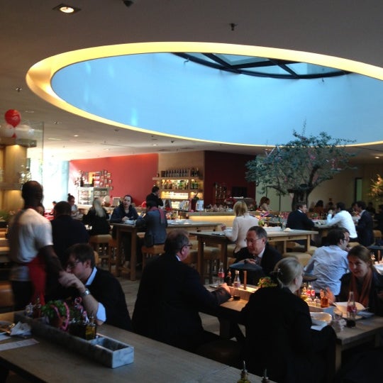 Photo taken at Vapiano by Damian F. on 10/22/2012