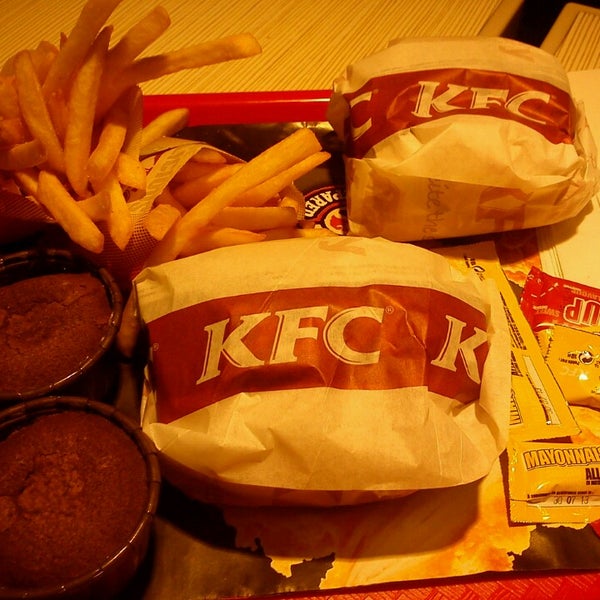 Photo taken at KFC by Ana C. on 3/18/2013
