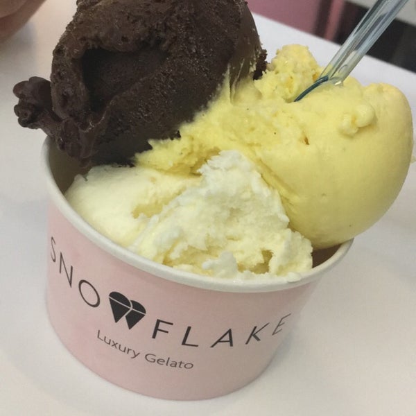 Loved the sea salted caramel and snowflake. Not a huge fan of the dark chocolate.