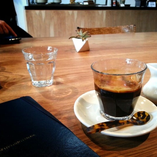 2/3/2013にJuni S.がHappy Bones Coffeeで撮った写真