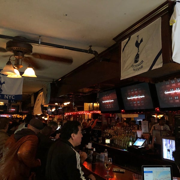 Photo taken at Flannery&#39;s Bar by Victor L. on 11/6/2019