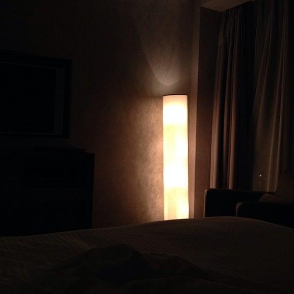 Foto scattata a The Eton Hotel Shanghai (裕景大饭店) da macdog 小. il 4/8/2014