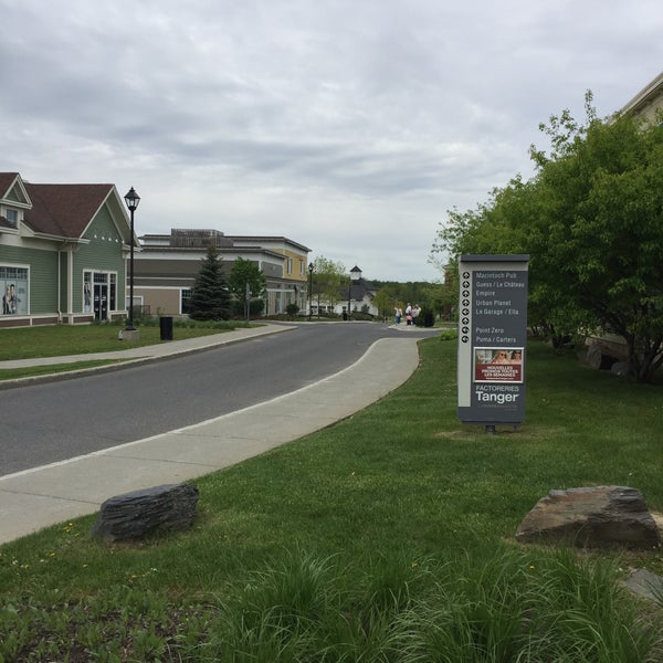 Tanger Outlets Bromont Magasin d'usine