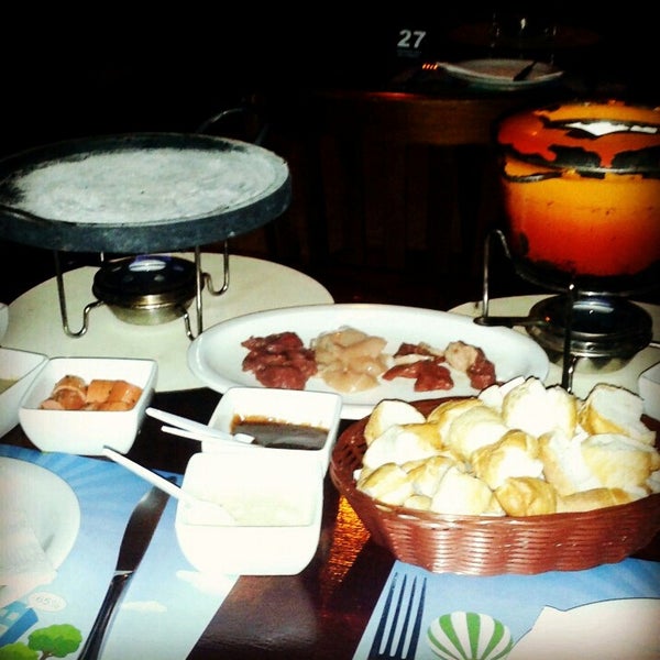 Photo taken at Cantina Don Fondue by Marcela C. on 4/4/2013