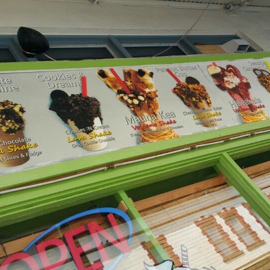 Volcano Shakes Downtown Honolulu Honolulu, HI