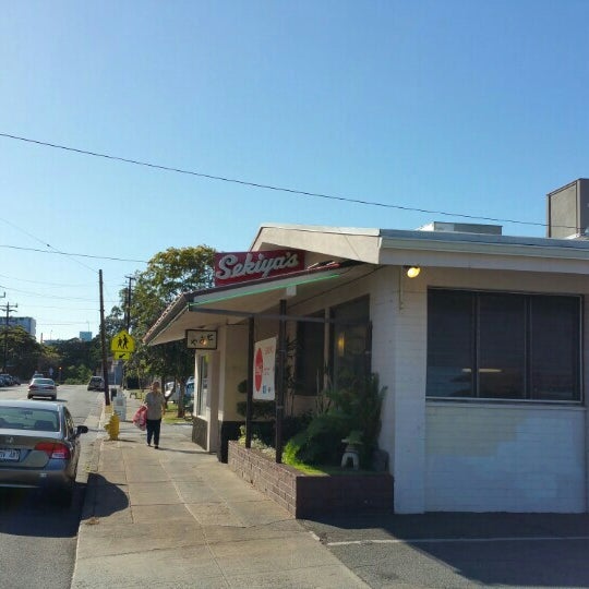 Photo taken at Sekiya&#39;s Restaurant &amp; Delicatessen by Aloha B. on 6/12/2015