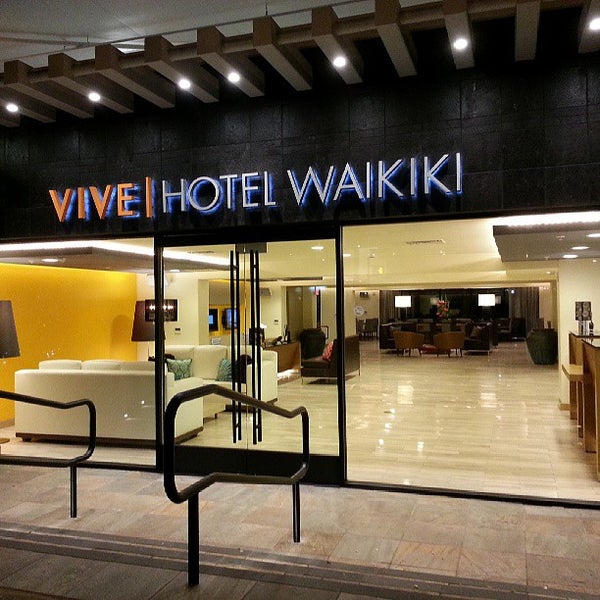 7/17/2013 tarihinde Aloha B.ziyaretçi tarafından Vive Hotel Waikiki'de çekilen fotoğraf