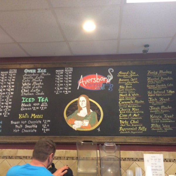 10/19/2013 tarihinde Tony N.ziyaretçi tarafından Aversboro Coffee'de çekilen fotoğraf
