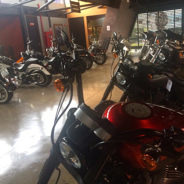 2/4/2015にBrenda S.がBrasília Harley-Davidsonで撮った写真