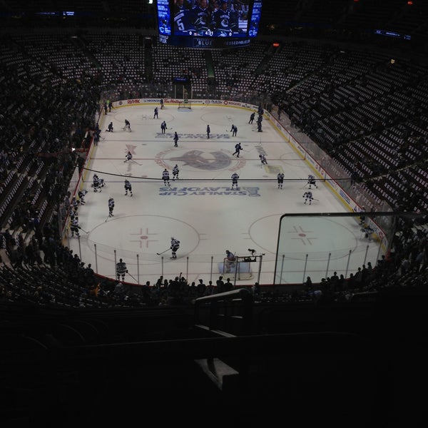 5/4/2013 tarihinde Brandy B.ziyaretçi tarafından Rogers Arena'de çekilen fotoğraf