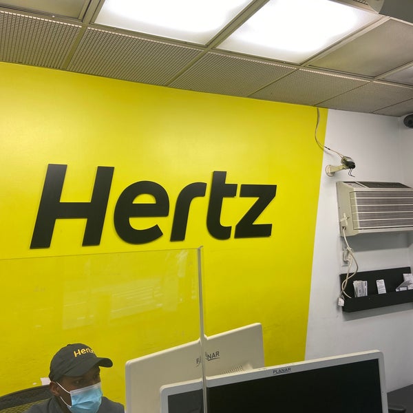 Hertz MANHATTANのレンタカー営業所