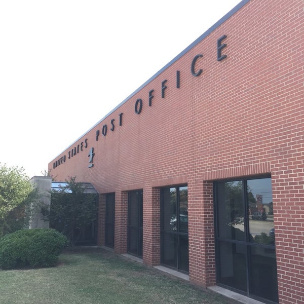 Us Post Office Post Office In Northwest Oklahoma City
