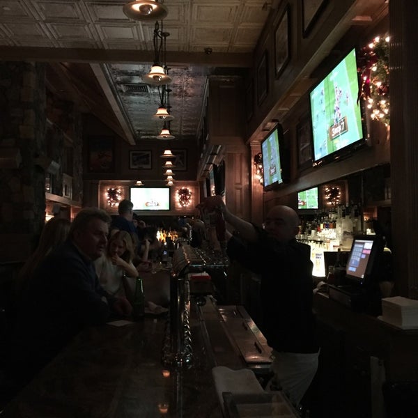 Photo taken at Harrington&#39;s Bar &amp; Grill by Paul W. on 12/1/2015