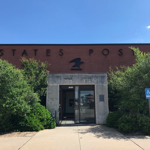 Us Post Office Post Office In Northwest Oklahoma City