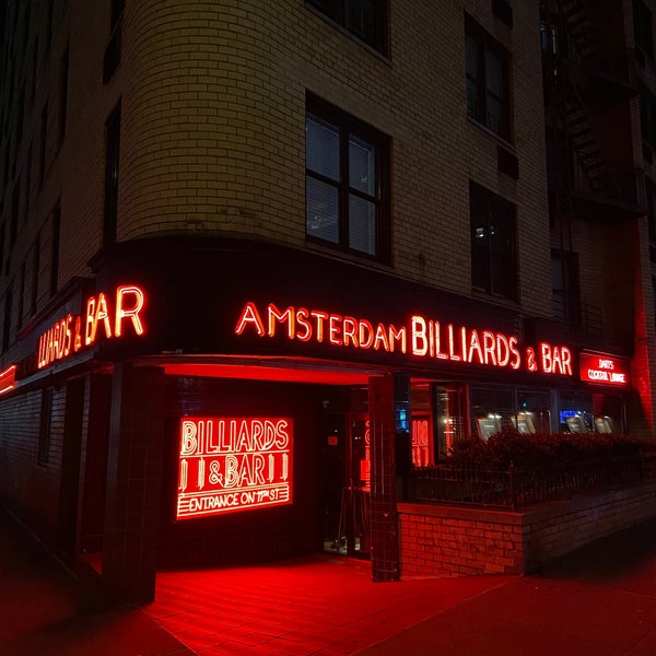 Photo prise au Amsterdam Billiards &amp; Bar par Paul W. le12/10/2022