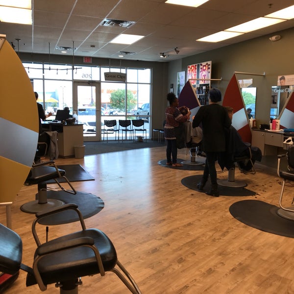 Sport Clips Haircuts of Northwest Expressway Hair Salon