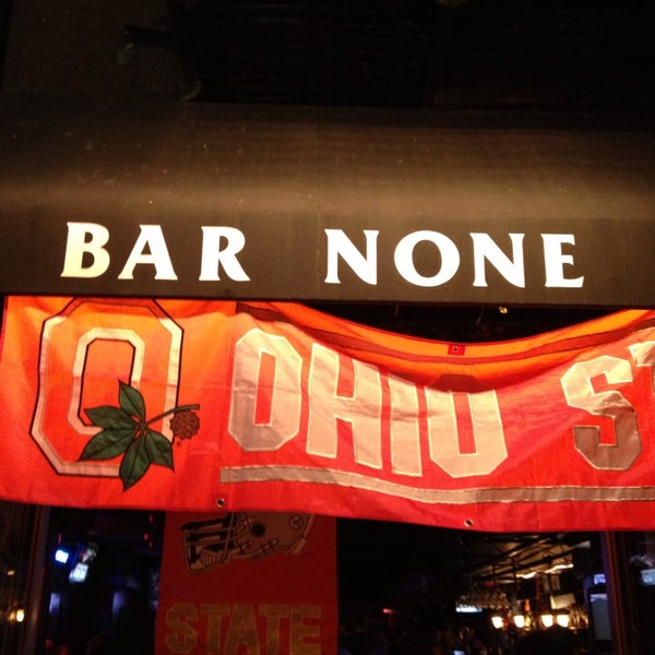 รูปภาพถ่ายที่ Bar None โดย Paul W. เมื่อ 9/29/2013