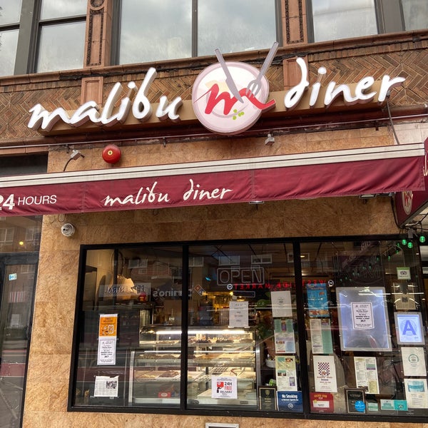 Foto scattata a Malibu Diner NYC da Paul W. il 4/4/2020