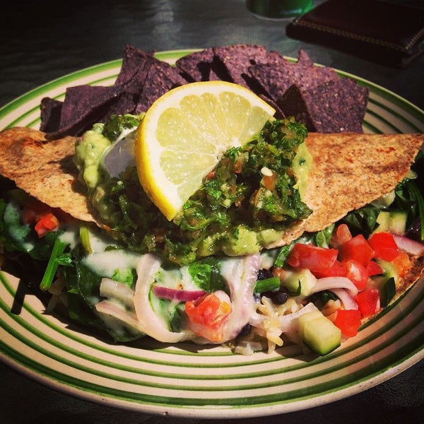 3/3/2015にRemoがSteamed Organic Vegetarian Cuisineで撮った写真