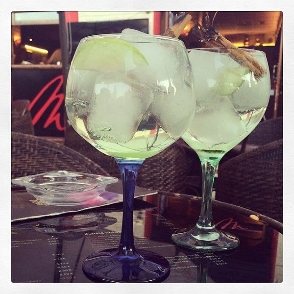 Café Moliere Carretera de Cádiz Av de Molière, 19