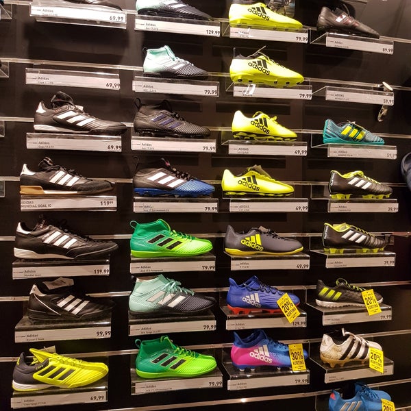 Photos at Intersport Twinsport - Centrum - 0 tips