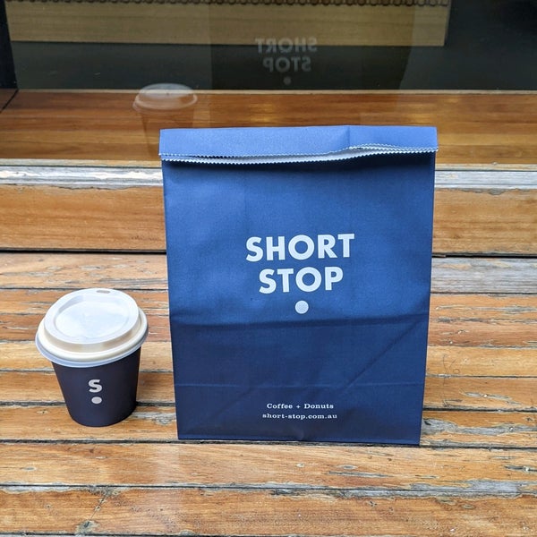Снимок сделан в Shortstop Coffee &amp; Donuts пользователем Kim G. 10/5/2021