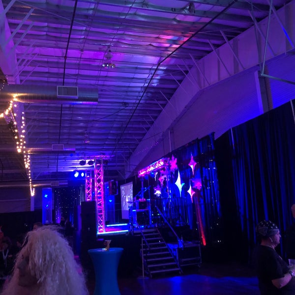 12/5/2018에 Cosmo C.님이 Budweiser Events Center에서 찍은 사진
