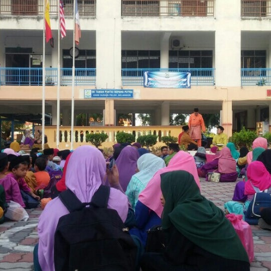 Photos At Sek Keb Taman Pantai Sepang Putra 2 Tips From 48 Visitors