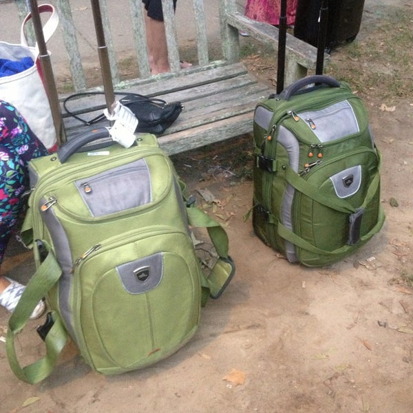 Hampton Jitney Amagansett 273 Main St