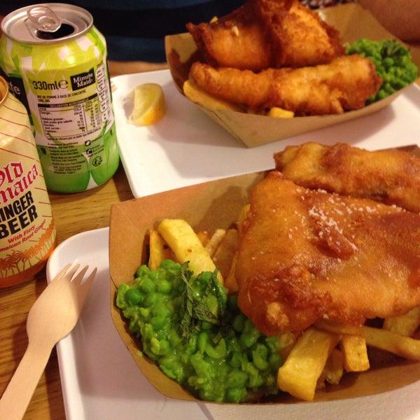 Cuistots british = Fish and chips british à Paris ! Super bon !