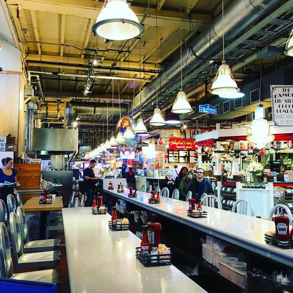1/28/2016 tarihinde Michael M.ziyaretçi tarafından Reading Terminal Market'de çekilen fotoğraf
