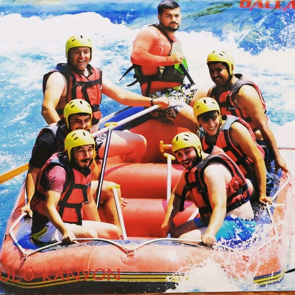 Foto tirada no(a) DALLAS Rafting por Kürşad S. em 7/19/2020