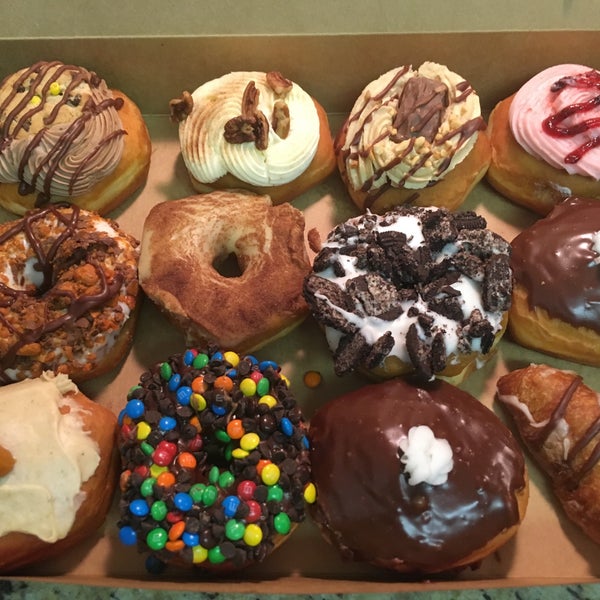 Wake N Bake Donut Shop in Carolina Beach