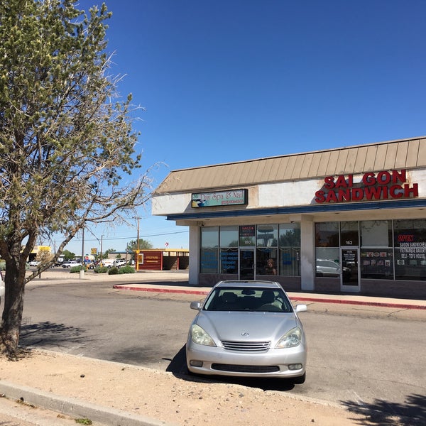 Foot massage room Day Spa & Nail - 1 tip from 18 visitors